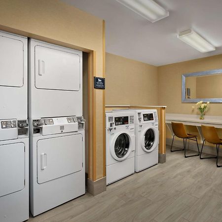 Homewood Suites By Hilton At The Waterfront Wichita Extérieur photo