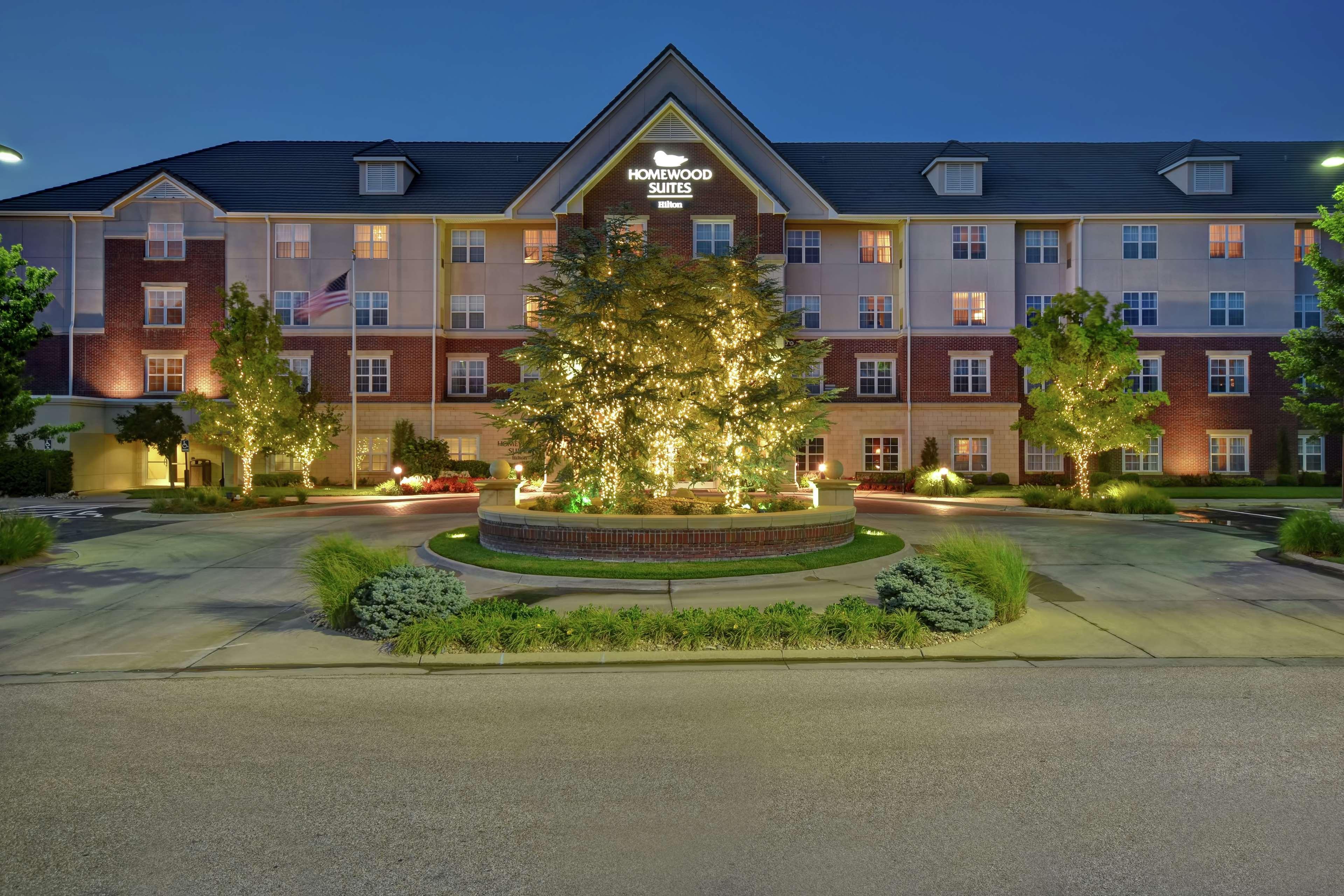 Homewood Suites By Hilton At The Waterfront Wichita Extérieur photo