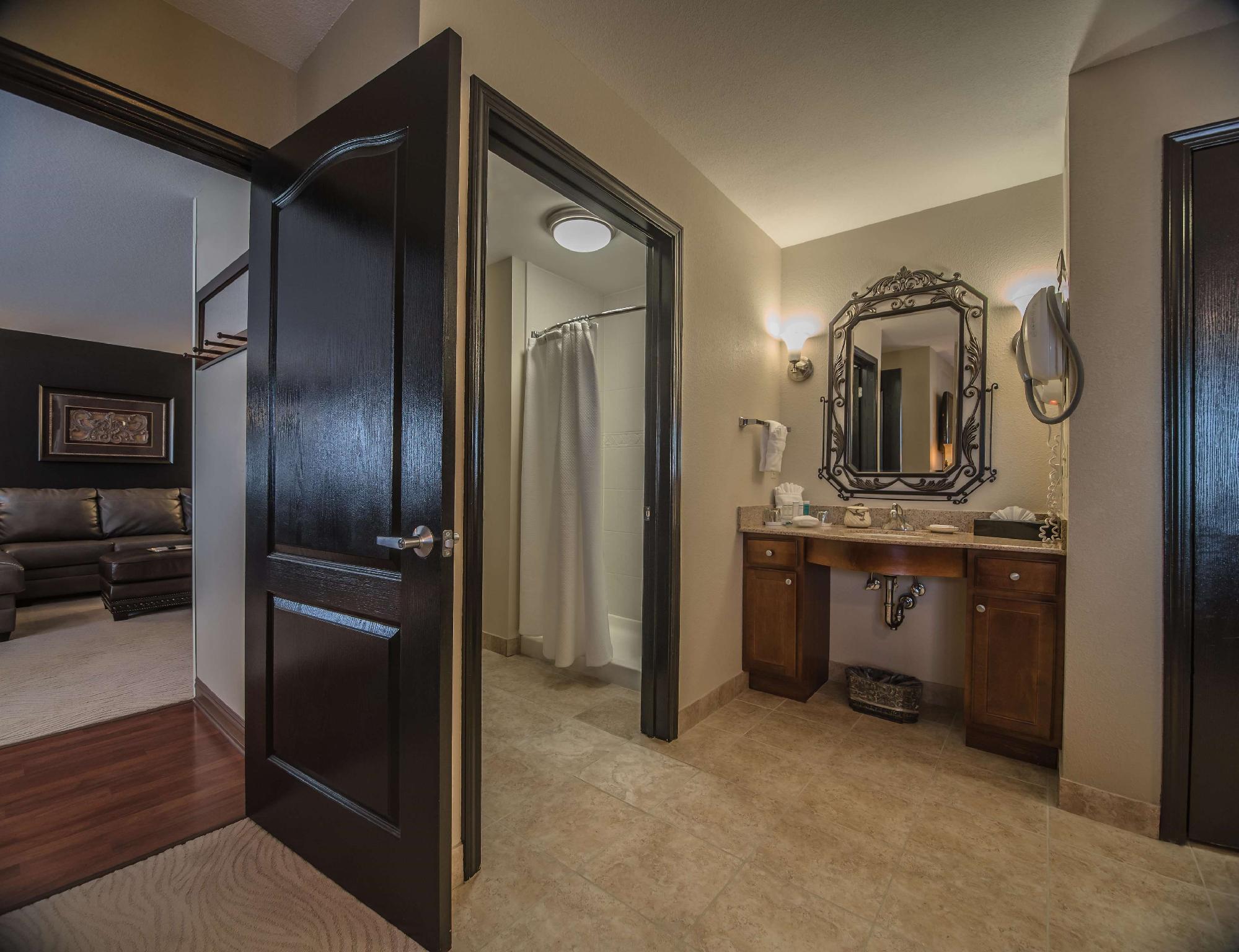 Homewood Suites By Hilton At The Waterfront Wichita Extérieur photo