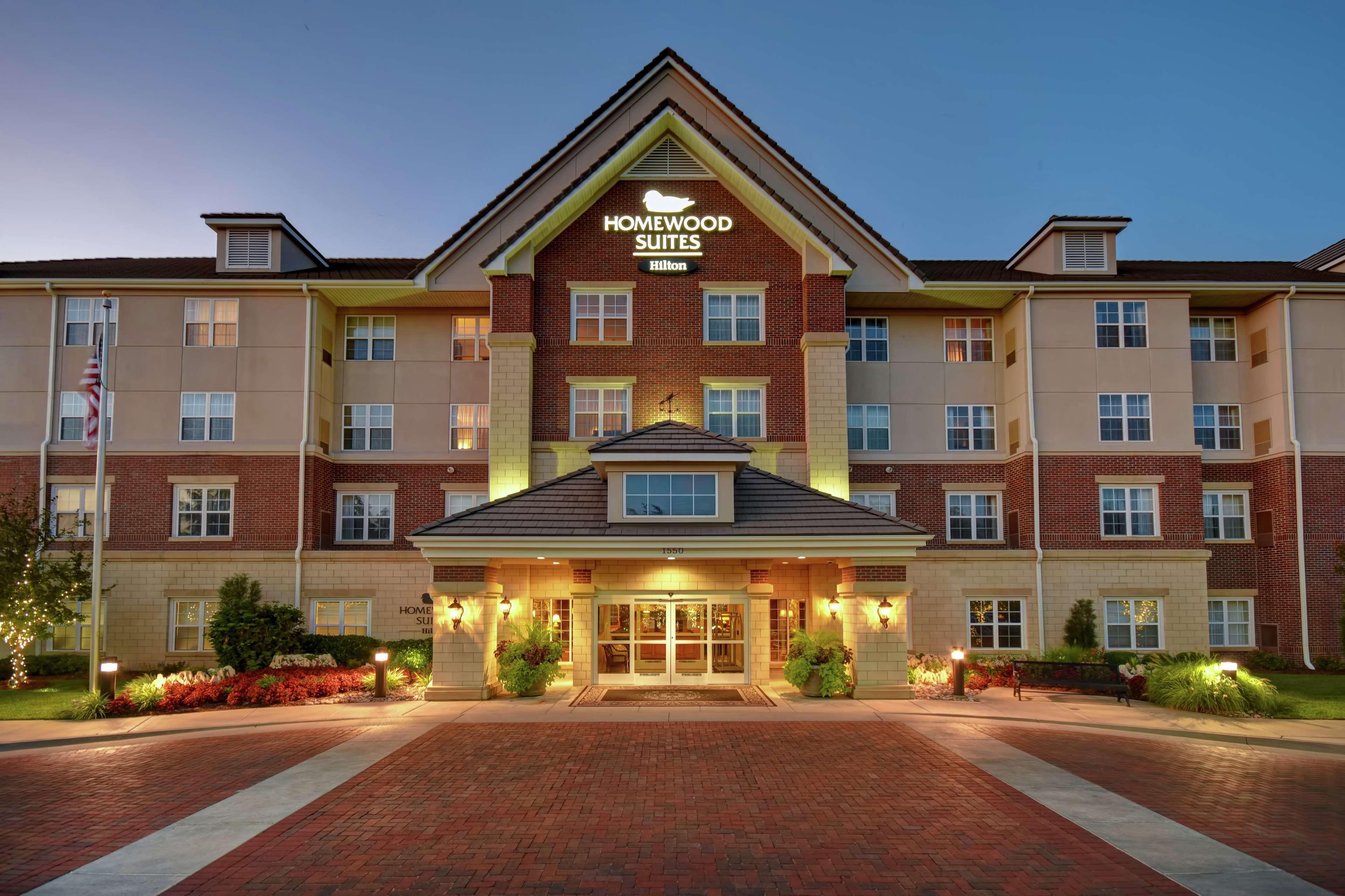 Homewood Suites By Hilton At The Waterfront Wichita Extérieur photo