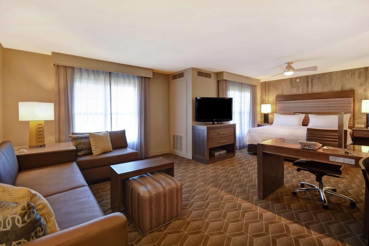 Homewood Suites By Hilton At The Waterfront Wichita Extérieur photo