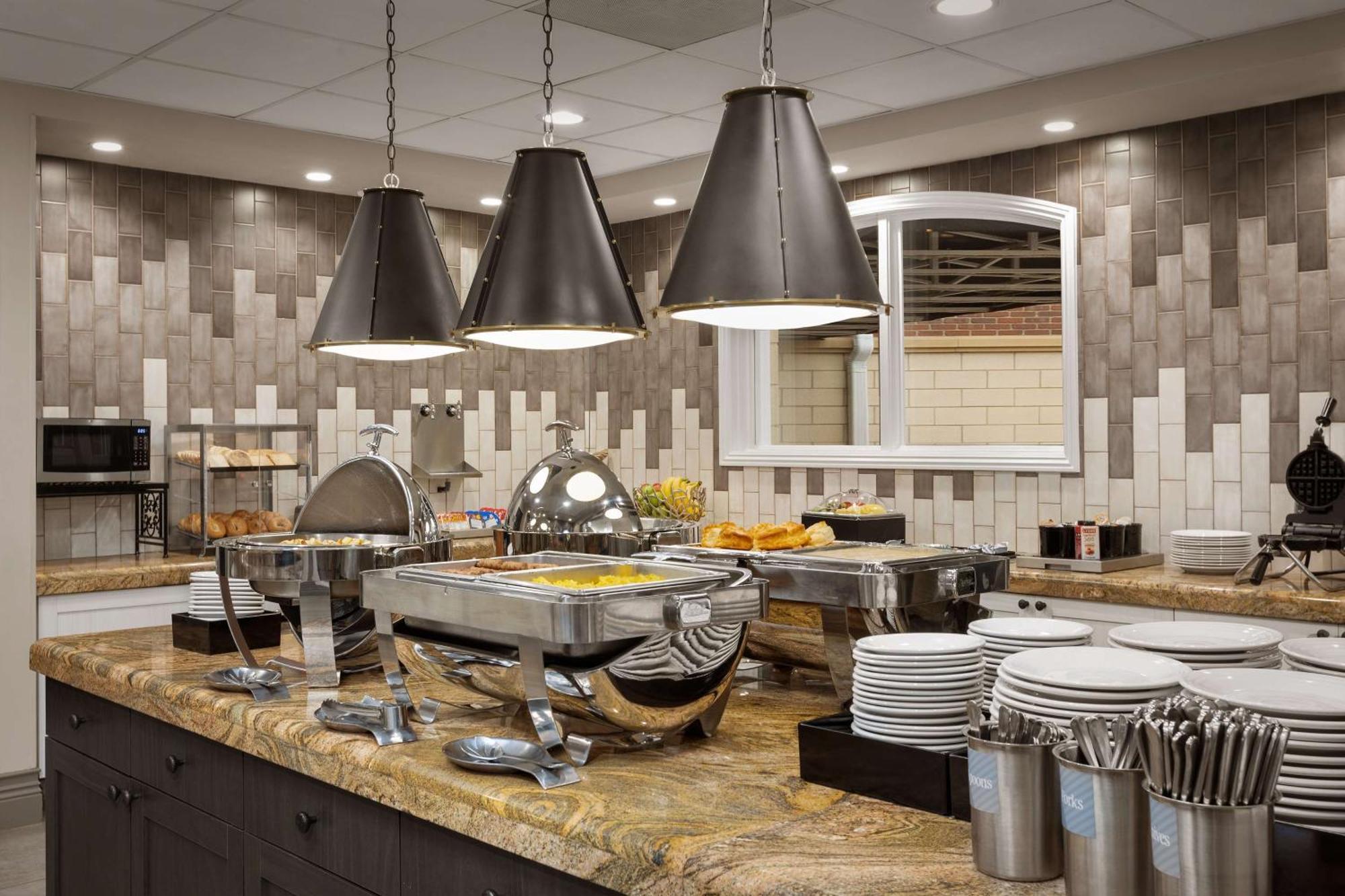Homewood Suites By Hilton At The Waterfront Wichita Extérieur photo